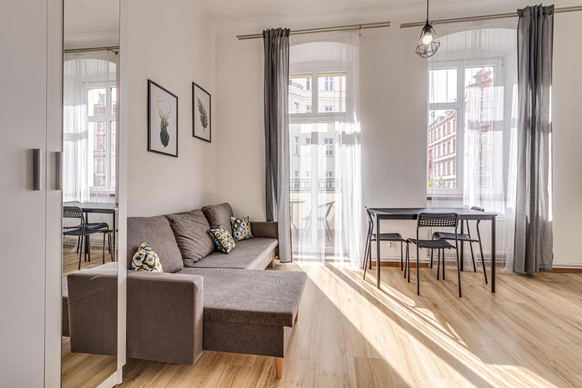 Rentplanet - Studio Zeromskiego Wrocław Buitenkant foto